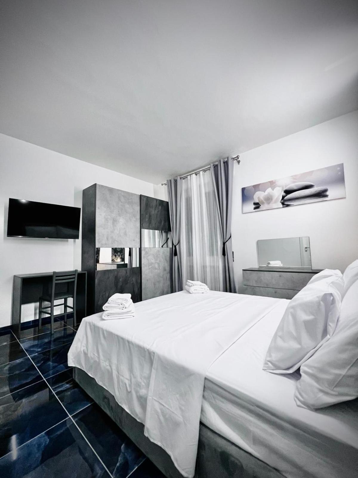 Bed and Breakfast Seven Nights Bolonia Zewnętrze zdjęcie